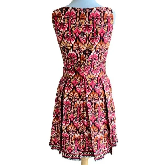 MUSE SLEEVELESS ZIP PLEATED BOTTOM 6 MULTI COLORED ABSTRACT PATTERN DRESS NWOT - Picture 14 of 14